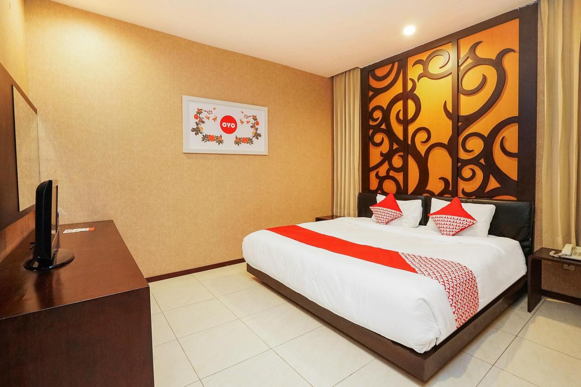 Istana Permata Ngagel Hotel Surabaya Kültér fotó